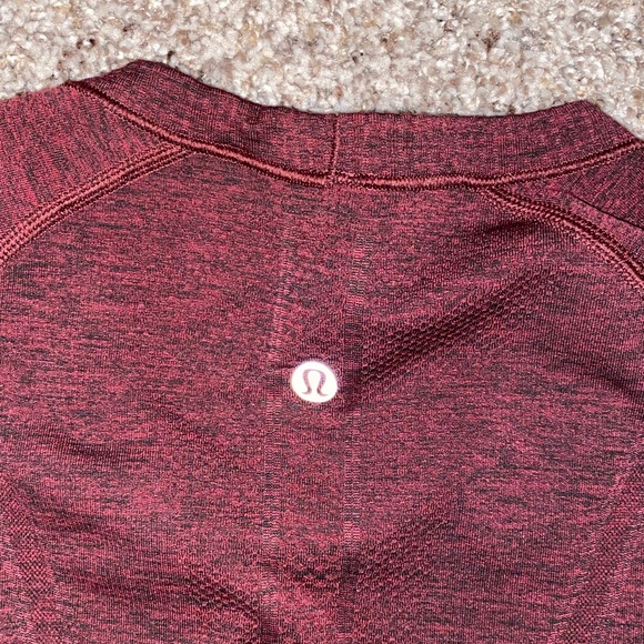 Lululemon top - Picture 2 of 2